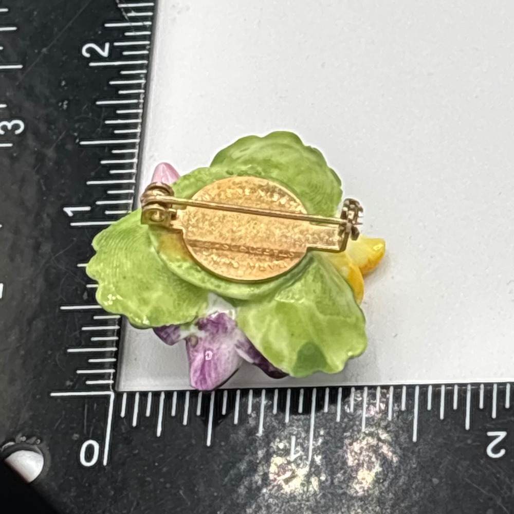 Cara China Brooch Women OS Multicolor Staffordshire Porcelain Floral Pansy Pin - Picture 7 of 9